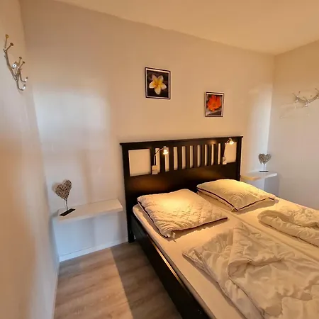 Apartment D05-008 *